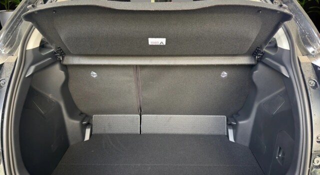 MAZDA 2 Hybrid Exclusive-line