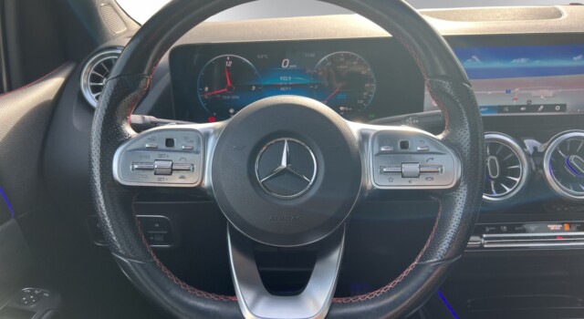 MERCEDES-BENZ B 250 e AMG Line