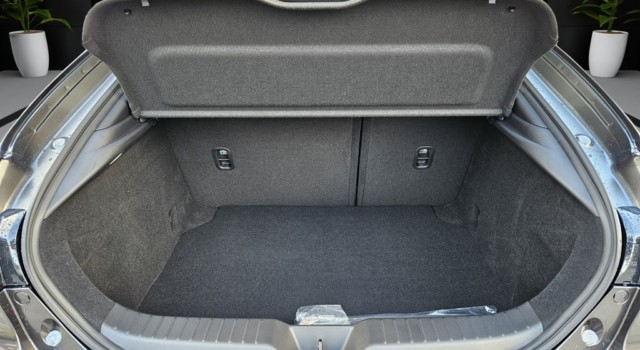 MAZDA 3 Hatchback SKYACTIV-G M Hybrid 150 Exclusive Line Automat