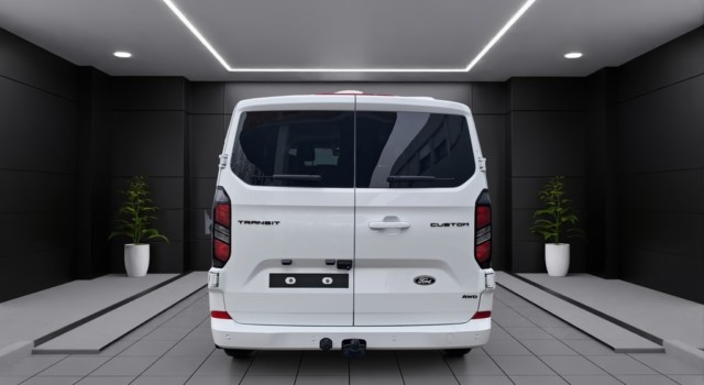 FORD TRANSIT CUSTOM 3 L1. Combi. 4×4 Limited. 2.0 L 170 CV