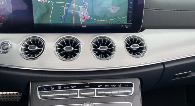 MERCEDES-BENZ E 400 AMG Line 4 Matic