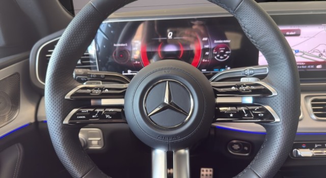 MERCEDES-BENZ GLE 300 d 4Matic 9G-Tronic