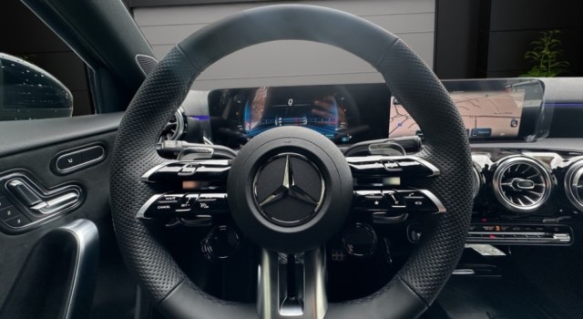 MERCEDES-BENZ A 35 AMG A AMG 35 4Matic 8G-DCT