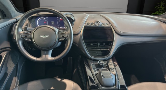 ASTON MARTIN DBX 4.0 V8 707