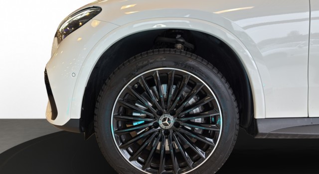 MERCEDES-BENZ GLC 400 e 4M 9G-Tronic