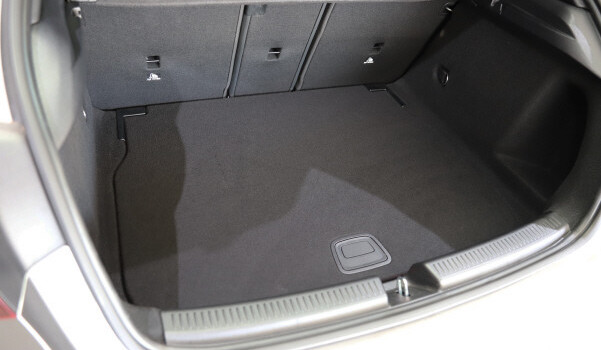 MERCEDES-BENZ A 180 7G-DCT