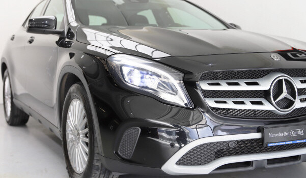 MERCEDES-BENZ GLA 220 4Matic