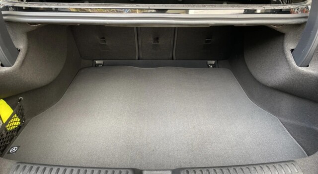 MERCEDES-BENZ CLA 250 + 85 kWh EQ