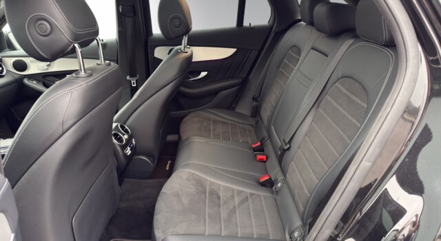 MERCEDES-BENZ GLC 300 e AMG Line 4Matic
