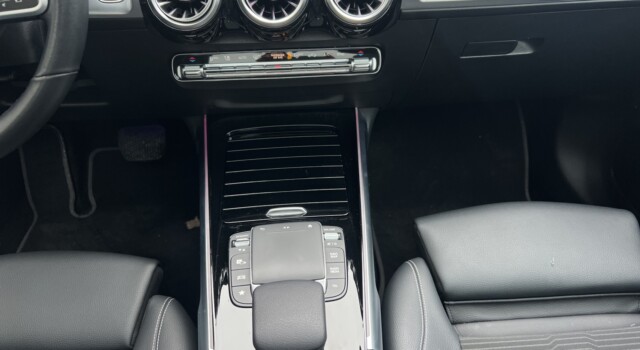 MERCEDES-BENZ GLB 250 4Matic Style 8G-Tronic