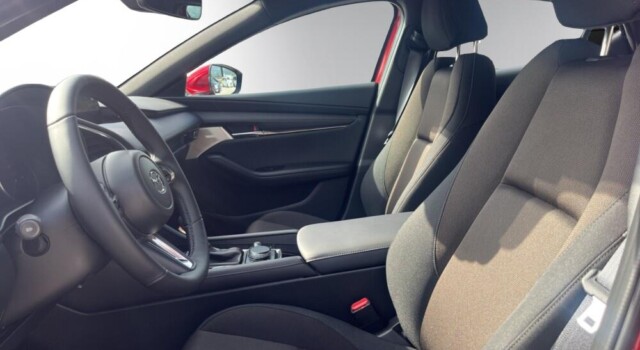 MAZDA 3 Hatchback SKYACTIV-G M Hybrid 140 Centre Line Automat