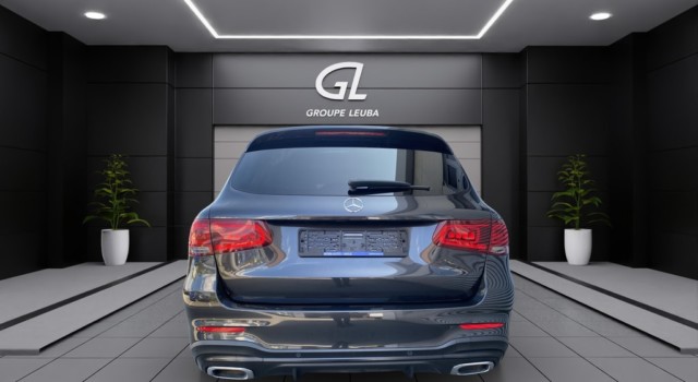 MERCEDES-BENZ GLC 300 AMG Line 4Matic