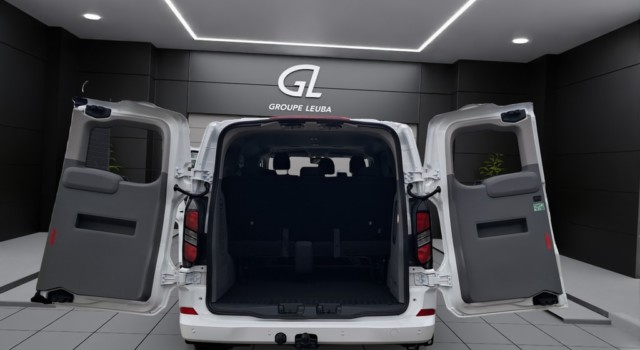 FORD TRANSIT CUSTOM 3 L1. Combi. 4×4 Limited. 2.0 L 170 CV