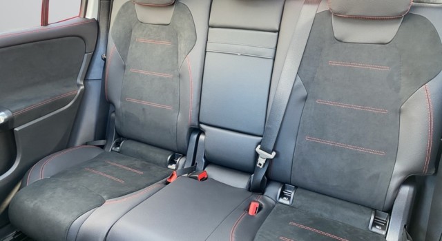 MERCEDES-BENZ GLB 250 4Matic 8G-Tronic