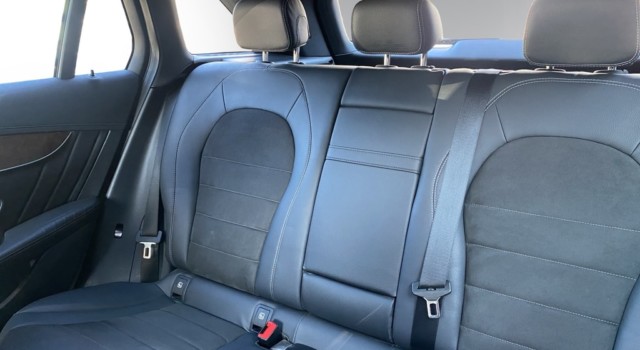 MERCEDES-BENZ GLC 250 AMG Line 4Matic