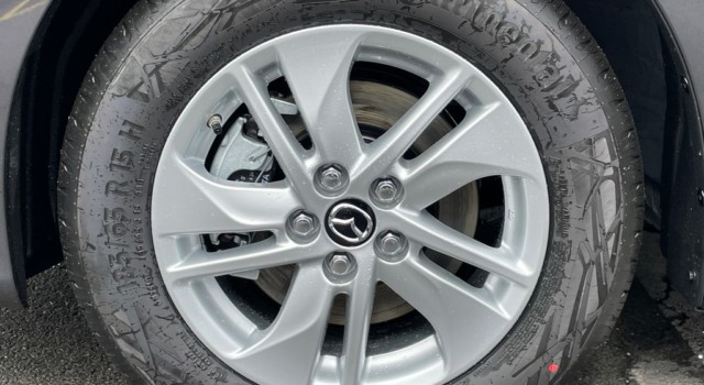 MAZDA 2 Hybrid Centre-line