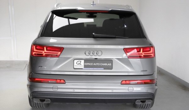 AUDI Q7 3.0 TDI quattro