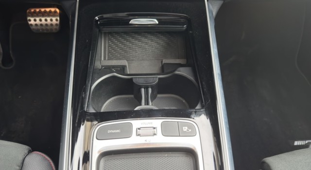 MERCEDES-BENZ GLB 250 4Matic 8G-Tronic