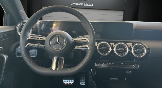 MERCEDES-BENZ A 220 4Matic 8G-DCT