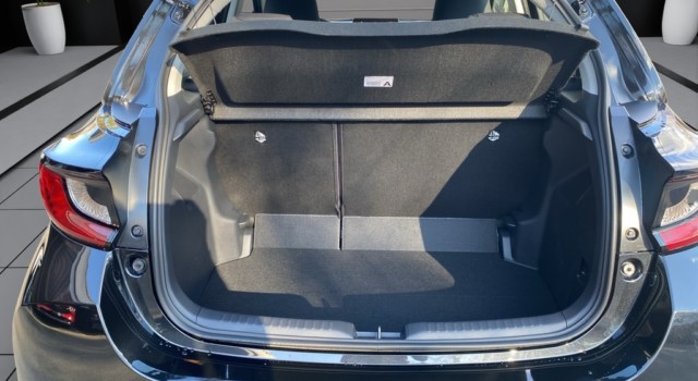 MAZDA 2 Hybrid Centre-line