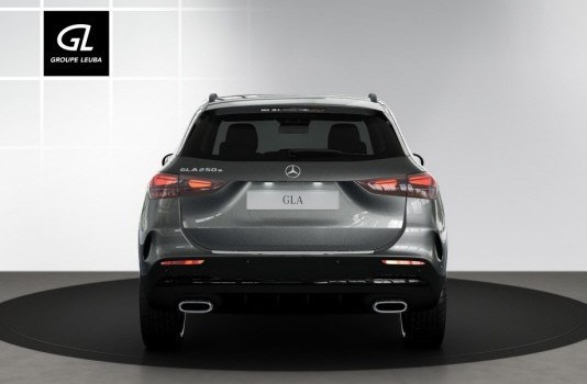 MERCEDES-BENZ GLA 250 e EQ Star 8G-DCT
