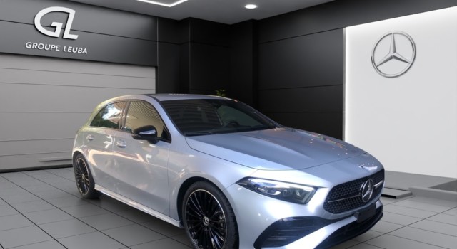MERCEDES-BENZ A 200 Night Star 7G-DCT