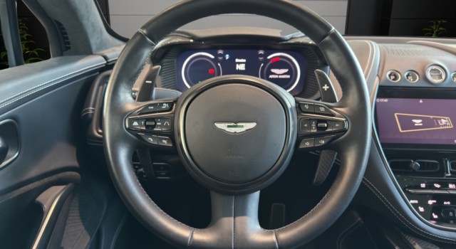 ASTON MARTIN DBX 4.0 V8 707