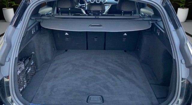MERCEDES-BENZ C 200 4Matic AMG Line
