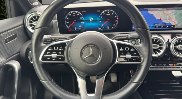 MERCEDES-BENZ A 220 Progressive 4Matic