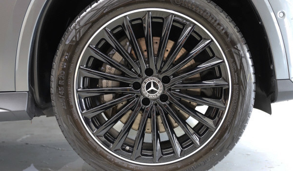 MERCEDES-BENZ GLC 400 e 4M 9G-Tronic