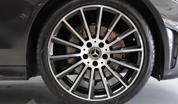 MERCEDES-BENZ C 220 d SwissStar AMG L.4M