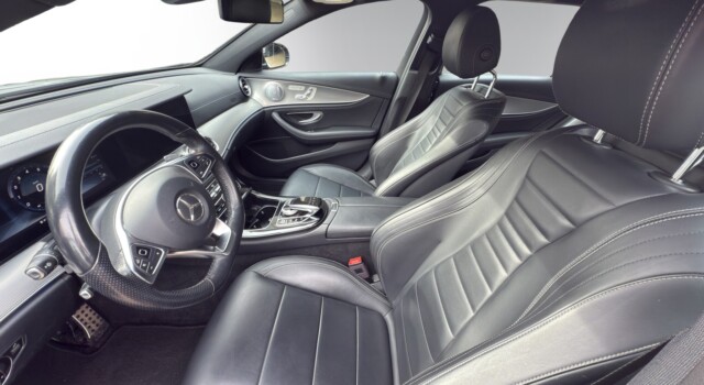 MERCEDES-BENZ E 400 AMG Line 4 Matic