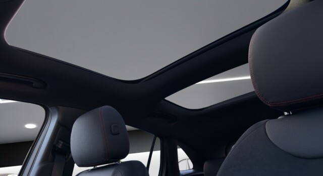 MERCEDES-BENZ GLA 220 4Matic 8G-DCT