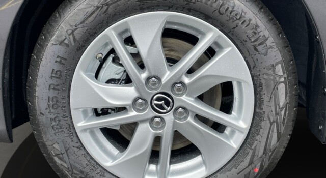 MAZDA 2 Hybrid Centre-line