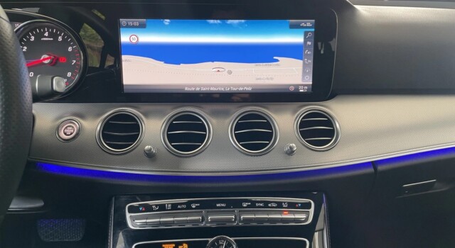 MERCEDES-BENZ E 200 Avantgarde 4 Matic 9G-Tronic