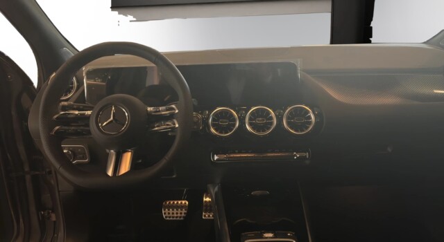 MERCEDES-BENZ GLA 220 4Matic 8G-DCT