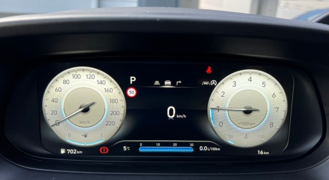 HYUNDAI i20 1.0 T-GDi Amplia DCT