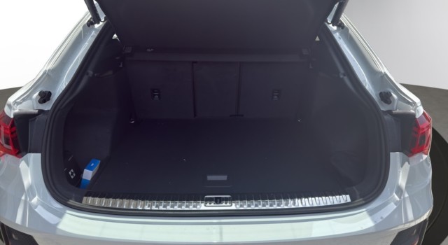 AUDI Q3 SB 40 TDI S line qu