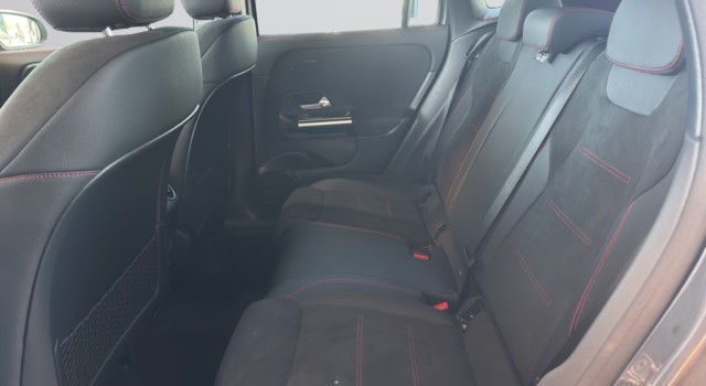 MERCEDES-BENZ GLA 250 e EQ Star 8G-DCT