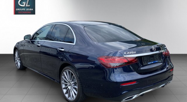 MERCEDES-BENZ E 220 d Swiss Star 4Matic