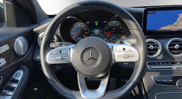 MERCEDES-BENZ C 200 AMG Line 4Matic 9G-Tronic