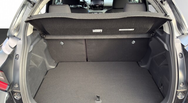 TOYOTA YARIS 1.5 Trend e-CVT