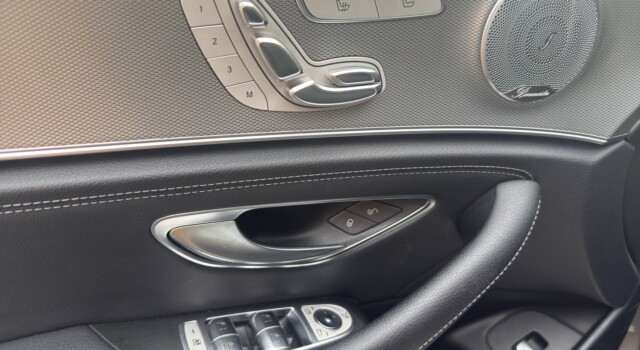 MERCEDES-BENZ E 400 AMG Line 4 Matic