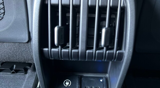 HYUNDAI KONA EV 48.4 kWh Amplia