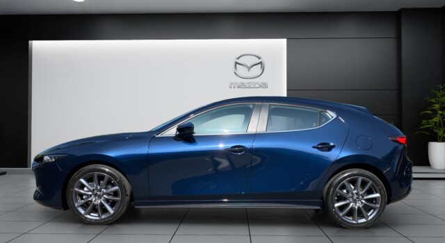 MAZDA 3 Hatchback SKYACTIV-G M Hybrid 140 Centre Line Automat