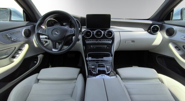 MERCEDES-BENZ C 400 4Matic