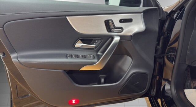 MERCEDES-BENZ CLA 35 AMG CLA Shooting Brake 35 AMG 4Matic 7G-DCT