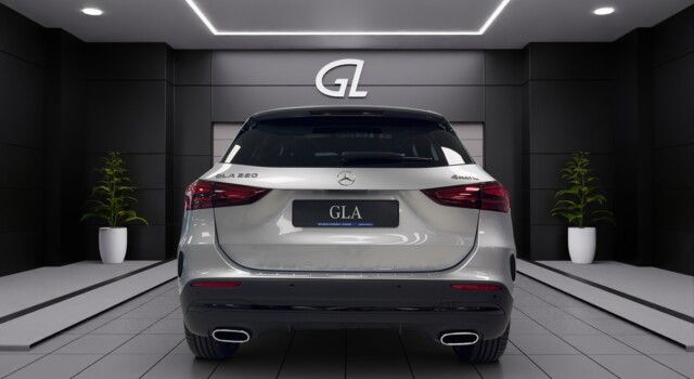 MERCEDES-BENZ GLA 220 4Matic 8G-DCT