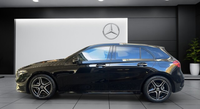 MERCEDES-BENZ A 200 Night Star 7G-DCT