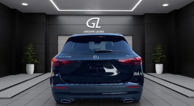 MERCEDES-BENZ GLA 250 4Matic 8G-DCT